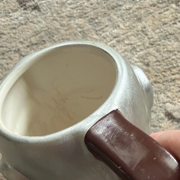 Silver Helmet Ceramic Mug — Sci‑Fi Inspired Drinkware - Picture 6 of 10